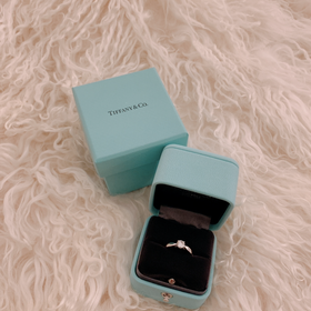 【ティファニー(Tiffany & Co.)の口コミ】 憧れのティファニーでの婚約指輪がいいとゆう思いと、デザインの上質感が…