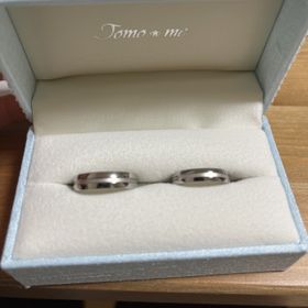 【Tomo me(トモミ)】の口コミ 指輪の幅が太めのデザインであることや
シンプルな指輪を探していて
私達...