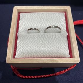 【TOMOE(トモエ)の口コミ】 ピンクゴールドをどうしても入れたかったのと、
シンプルのデザインが良か…