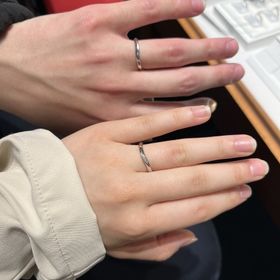 【銀座ダイヤモンドシライシの口コミ】 女性用はシンプルかつエレガントに見えて、普段使いからパーティなど、ど…