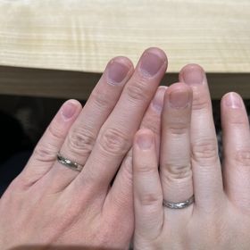 【出雲結(いずもゆい)の口コミ】 実際に店舗を訪れてみて置いてある指輪をほぼ全部試着してみました。お互…