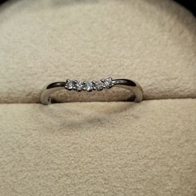 【COLANY(コラニー)の口コミ】 つけ心地、アフターサービス、メレダイヤの品質です。造りがしっかりして…