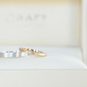 【CRAFY(クラフィ)の口コミ】 指輪の幅やデザイン(平打ちor甲丸)にこだわりがあった為、細かく選択でき…