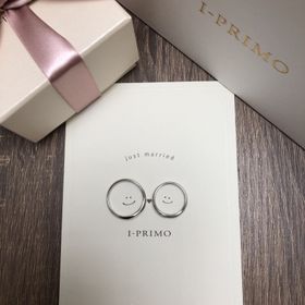 【アイプリモ(I-PRIMO)の口コミ】 ウェーブで遊び心、埋め込みダイヤモンドで華やかさを、けれどシンプル。
…