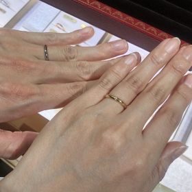 【カルティエ(Cartier)の口コミ】 シンプルなゴールドの指輪を探していて、カルティエの1895を試着しました…