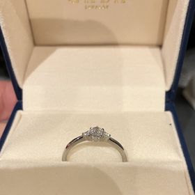 【GALA JEWELRY(ガラジュエリー)の口コミ】 価格がかなり良心的で手が出せる金額です。デザインもシンプルが良かった…