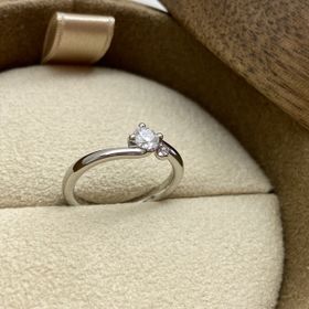 【COLANY(コラニー)の口コミ】 最初は何を選んだらよいか全くわかりませんでした。
プロポーズアンバサダ…