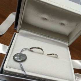 【STAR JEWELRY(スタージュエリー)の口コミ】 彼が元々あまりアクセサリーをつけるタイプではないので、毎日つけても違…