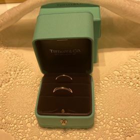 【ティファニー(Tiffany & Co.)の口コミ】 どこにでもよくあるようなシンプルなデザインですが、付け心地と肌馴染み…