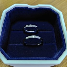 【4℃ BRIDAL(ヨンドシーブライダル)の口コミ】 普段指輪を付けないので、つけるだけでカジュアル感と落ち着きを兼ね備え…