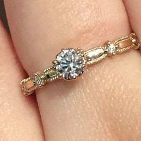 【LUCIE(ルシエ)の口コミ】 お店に行き、何点か商品を見せてもらった後に、デザイナーさんが目の前で…