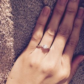 【パルテ熊本の口コミ】 似たようなデザインをいろんなお店で比較していたんですが、価格も安かっ…