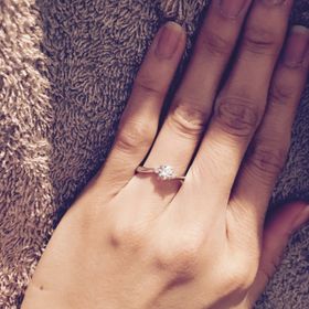 【パルテ熊本】の口コミ 似たようなデザインをいろんなお店で比較していたんですが、価格も安かった...