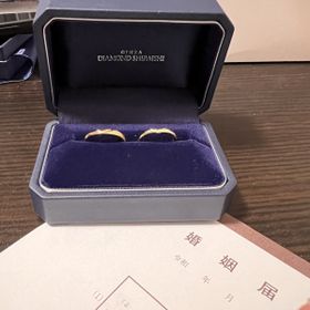 【銀座ダイヤモンドシライシの口コミ】 指輪の付け心地がとても良く感じました。デザインがいいものも複数あって…