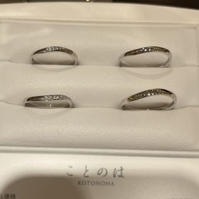 【俄(にわか)の口コミ】 緩やかなウェーブデザインの指輪です。ダイヤモンドの輝きが上品で、大人…