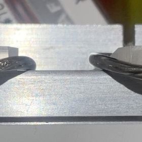 【AFFLUX(アフラックス)の口コミ】 お店で1番人気の商品を見せてもらいました。
ダイヤの部分を触るとツルッ…