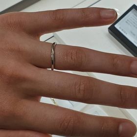 【俄(にわか)の口コミ】 指輪のおすすめポイントは、デザインの豊富さと意味だと思います。これか…