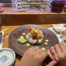 【COLANY(コラニー)の口コミ】 ストーリー性やデザイン性が決め手になった。理想的な指輪に出会える事が…