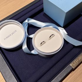 【【閉業】フラー・ジャコー(FURRER-JACOT)の口コミ】 大きめのダイヤが付いている所に惹かれました。とてもキラキラしていて存…