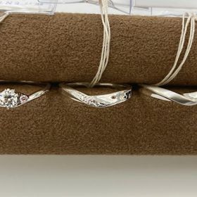 【MILK&Strawberry(ミルクアンドストロベリー)の口コミ】 ピンク色が好きでした。ダイヤモンドにピンクダイヤモンドがあるのをスタ…