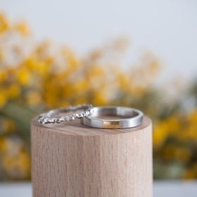 【Cayof(カヨフ)の口コミ】 個性的な結婚指輪を探していたところ、cayofさんのフロックスのデザインに…