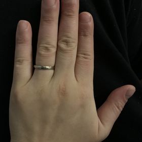 【Preuve(プルーヴ)の口コミ】 価格が10万以下と予算内で、またビンテージ感があるデザインに惹かれまし…