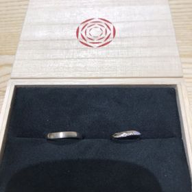 【出雲結(いずもゆい)の口コミ】 指輪のデザインがよかったため。
指輪に込められた意味がふたりの思いに共…