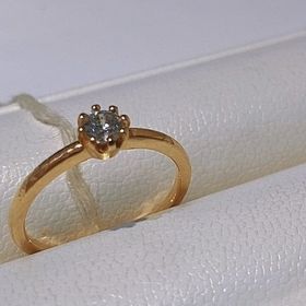 【YUKA HOJO(ユカホウジョウ)の口コミ】 決めてはデザインが1番よかったことと、奥さんになる方がこのブランドが好…