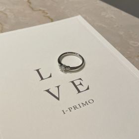 【アイプリモ(I-PRIMO)の口コミ】 自分に似合う指輪がウエーブで、
指診断してもらった際、この指輪が似合う…