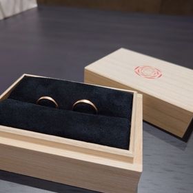 【出雲結(いずもゆい)の口コミ】 二人でよく着物を着るので、和風で着物に合う指輪を探していました。あと…