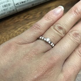 【ブシュロン(BOUCHERON)の口コミ】 はじめに同ブランドのファセットに一目惚れし、そちらをエンゲージにする…