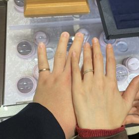 【BIJOUPIKO(ビジュピコ)の口コミ】 指輪のデザインに惹かれました。ゴールドで太さがあり、何十年後の手にも…