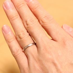 【ROYAL ASSCHER(ロイヤル・アッシャー)の口コミ】 妻が気に入ったブランドのペアリングだったので、決め手は妻が何度も口に…