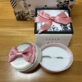 【insembre(インセンブレ)の口コミ】 価格は第一条件で、職場でも着けられるシンプルなデザインがいいなと思っ…