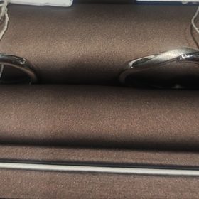 【アイプリモ(I-PRIMO)の口コミ】 指輪のデザインで決めました。
ペアデザインですが、新婦のダイヤモンドの…