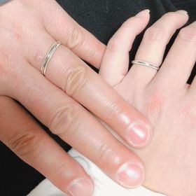 【ティファニー(Tiffany & Co.)の口コミ】 シンプルで服装問わず着用しやすいです。
良く見るとデザインも凝っていて…