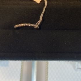 【ヴァンドーム青山(VENDOME AOYAMA)の口コミ】 こちらの指輪はハーフエタニティで、太さが3つあるうちの１番細いタイプで…