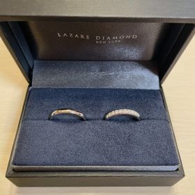 【ラザール ダイヤモンド(LAZARE DIAMOND)の口コミ】 他ブランドと比べてでダイヤの輝きが格段に良かったので、この指輪に決め…