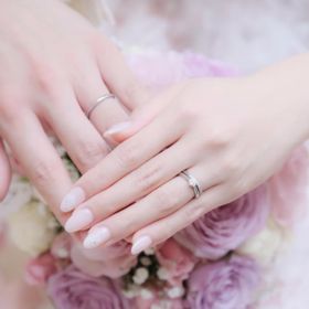 【銀座ダイヤモンドシライシの口コミ】 まずはネットで調べて好みのデザインのあるこちらのブランドを選択。エバ…