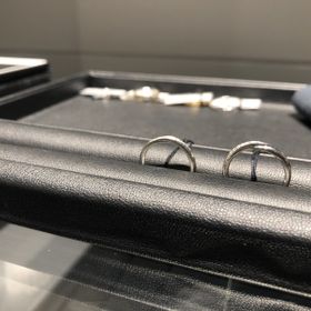 【エクセルコダイヤモンド(EXELCO DIAMOND)の口コミ】 ダイヤモンドが大きめでたくさんついており、ゴージャスだった。私から見…