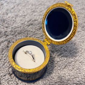 【Beauty and the Beast(ディズニー美女と野獣)】の口コミ 彼女が美女と野獣が大好きで、ブランドにこだわらない事を知っていたので、...