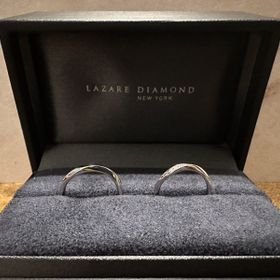 【ラザール ダイヤモンド(LAZARE DIAMOND)の口コミ】 ネットで見てる時から気になってた指輪実際みたら、とても綺麗でやっぱり…