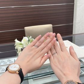 【アイプリモ(I-PRIMO)の口コミ】 ペアで同じような形、可愛すぎず、
普段着用していても
邪魔になりにくい…