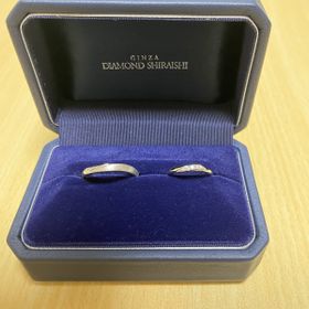 【銀座ダイヤモンドシライシの口コミ】 デザインやパートナーの分も含めた価格帯
パートナーの指輪と似たフォルム…