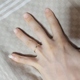 【アイプリモ(I-PRIMO)の口コミ】 デザインがとてもかわいく気に入りました。
ダイヤも３つついていて、キラ…