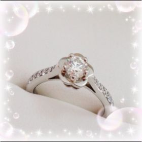 【シャネル(CHANEL)の口コミ】 カメリアのお花のデザインがとっても可愛らしく、かつ上品なデザインの指…