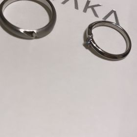 【俄(にわか)の口コミ】 デザインが可愛く男性はつや消し加工が出来、ラインの部分だけつや消し加…