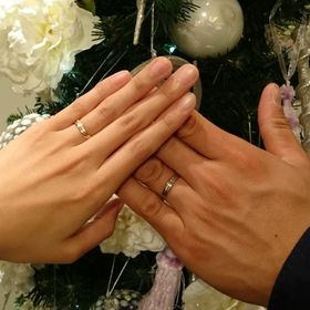 【【閉業】フラー・ジャコー(FURRER-JACOT)の口コミ】 たくさんの指輪を見せてもらった中で
二人とも一目惚れしてしまいました‼
…