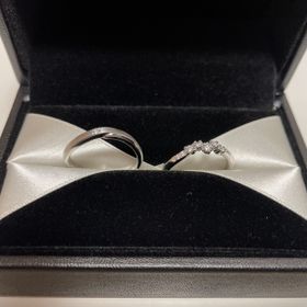 【エクセルコダイヤモンド(EXELCO DIAMOND)の口コミ】 数件のお店を回り、短い期間でしたが色々な指輪を見て回りました。見て回…