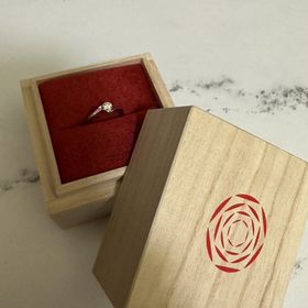 【出雲結(いずもゆい)の口コミ】 価格も予算通りに購入出来たし、指輪の意味もとても良かったからです。ま…